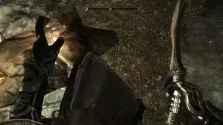 Isang nakikitang first-person body salamat sa isa sa pinakamahusay na Skyrim mods, Enhanced Camera