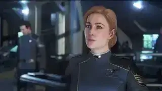 Star Citizen Squadron 42 - Gillian Anderson i en sci-fi-uniform på ett skepp