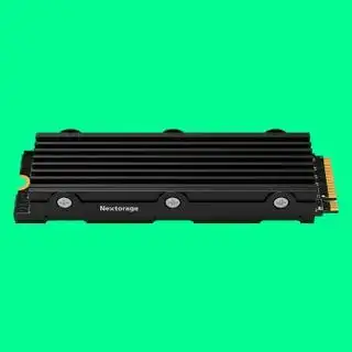 SSD chơi game dung lượng cao tốt nhất, Nextorage NEM-PA, trên nền xanh